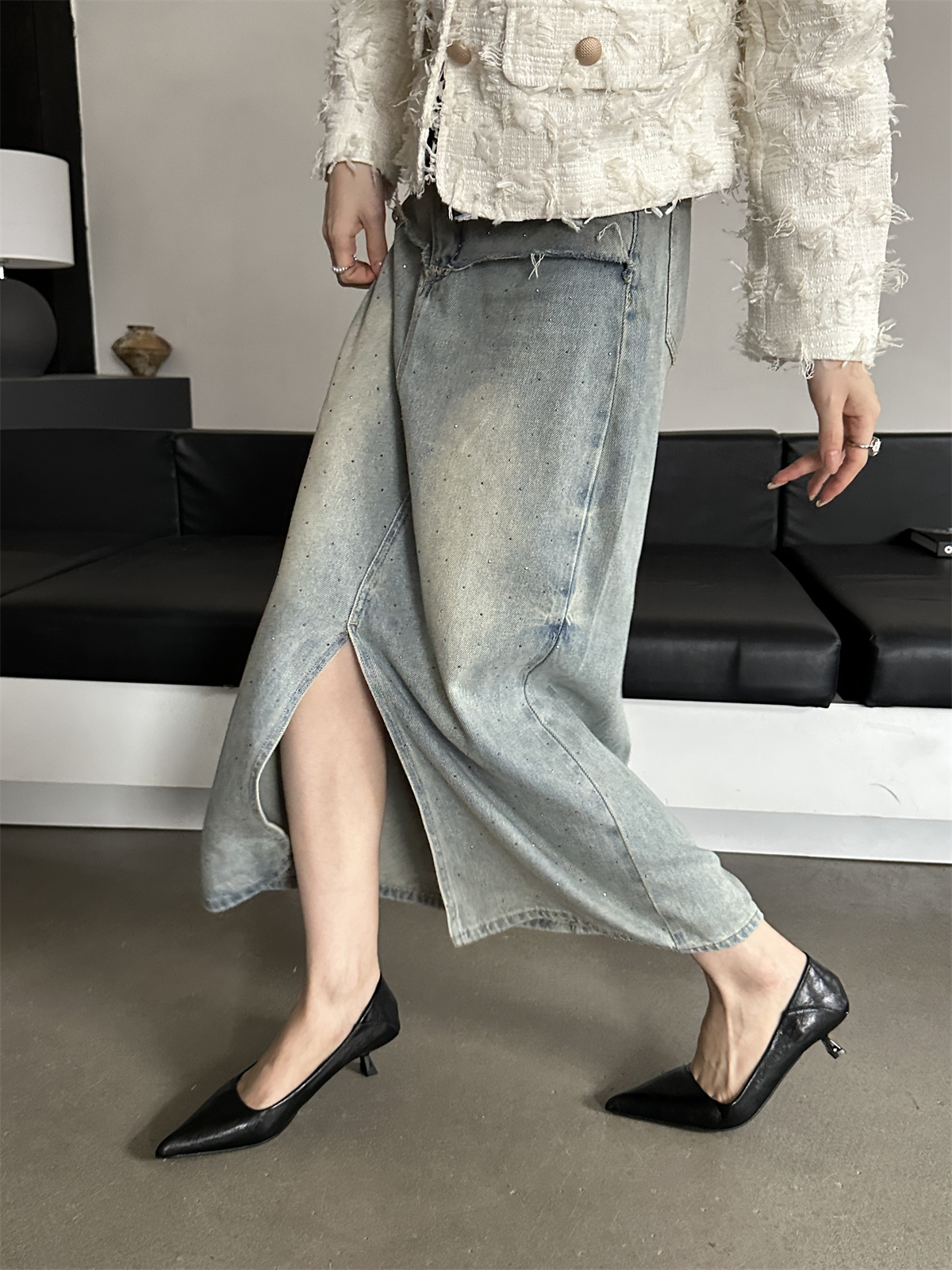 French Elegant Black Women's Shoes 2024 New Autumn Winter Pointed Toe Thin Heel Red High Heels - Image 2