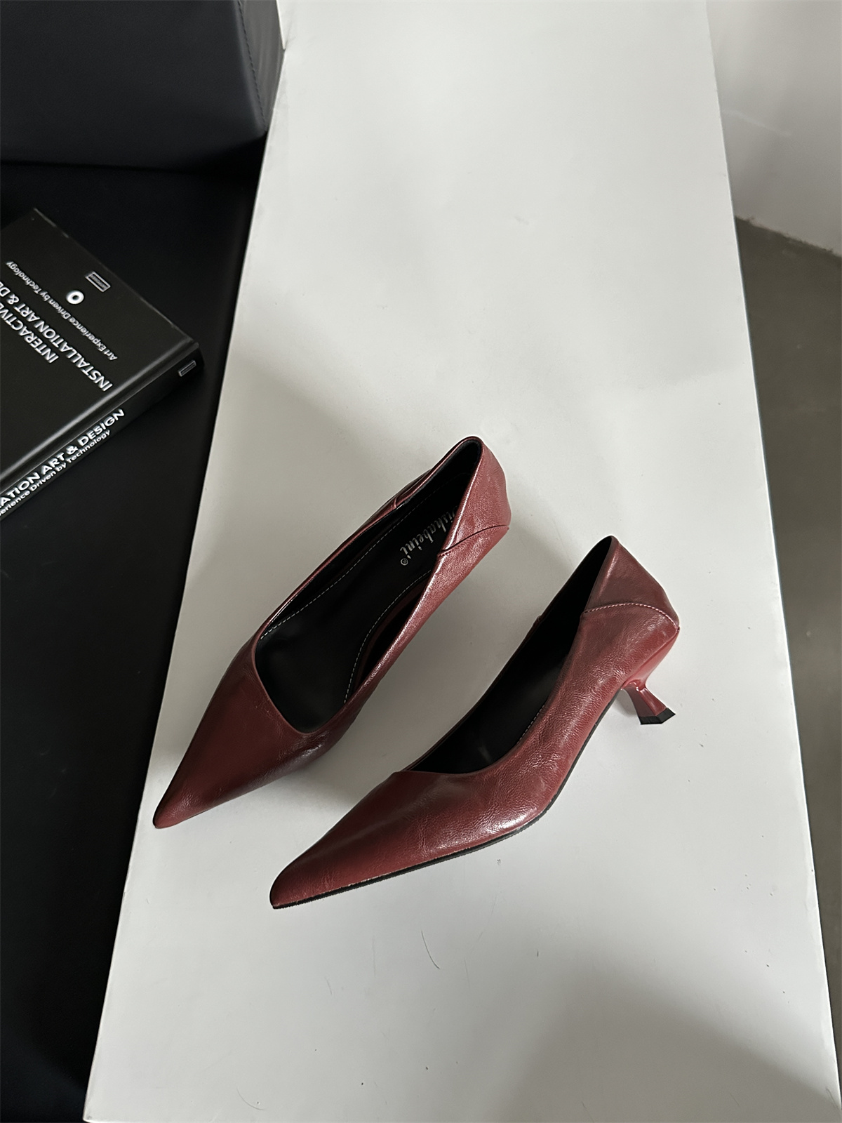 French Elegant Black Women's Shoes 2024 New Autumn Winter Pointed Toe Thin Heel Red High Heels - Image 4