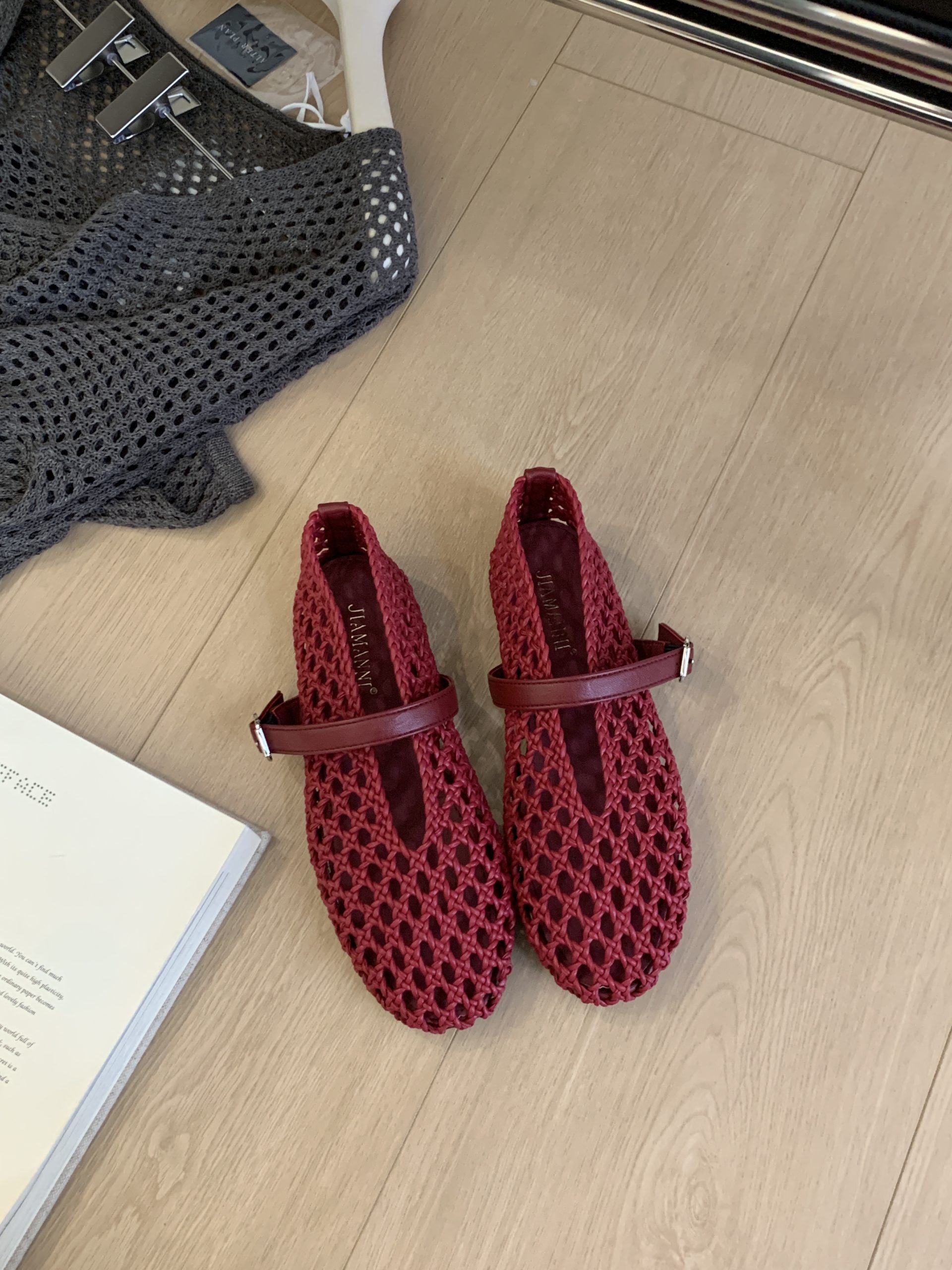 JIAMANNI Handwoven Hollow Out Women's Shoes Soft Sole Breathable Shallow Mouth Slip-On Flat Shoes - Image 3