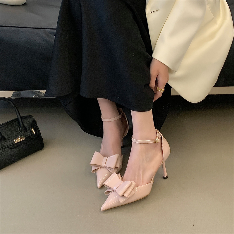 Wealthy One-Strap Closed-Toe Sandals 2026 Spring Summer New Sweet Bow Pointed-Toe High Heels One-Band Hollow Shoes - Image 4